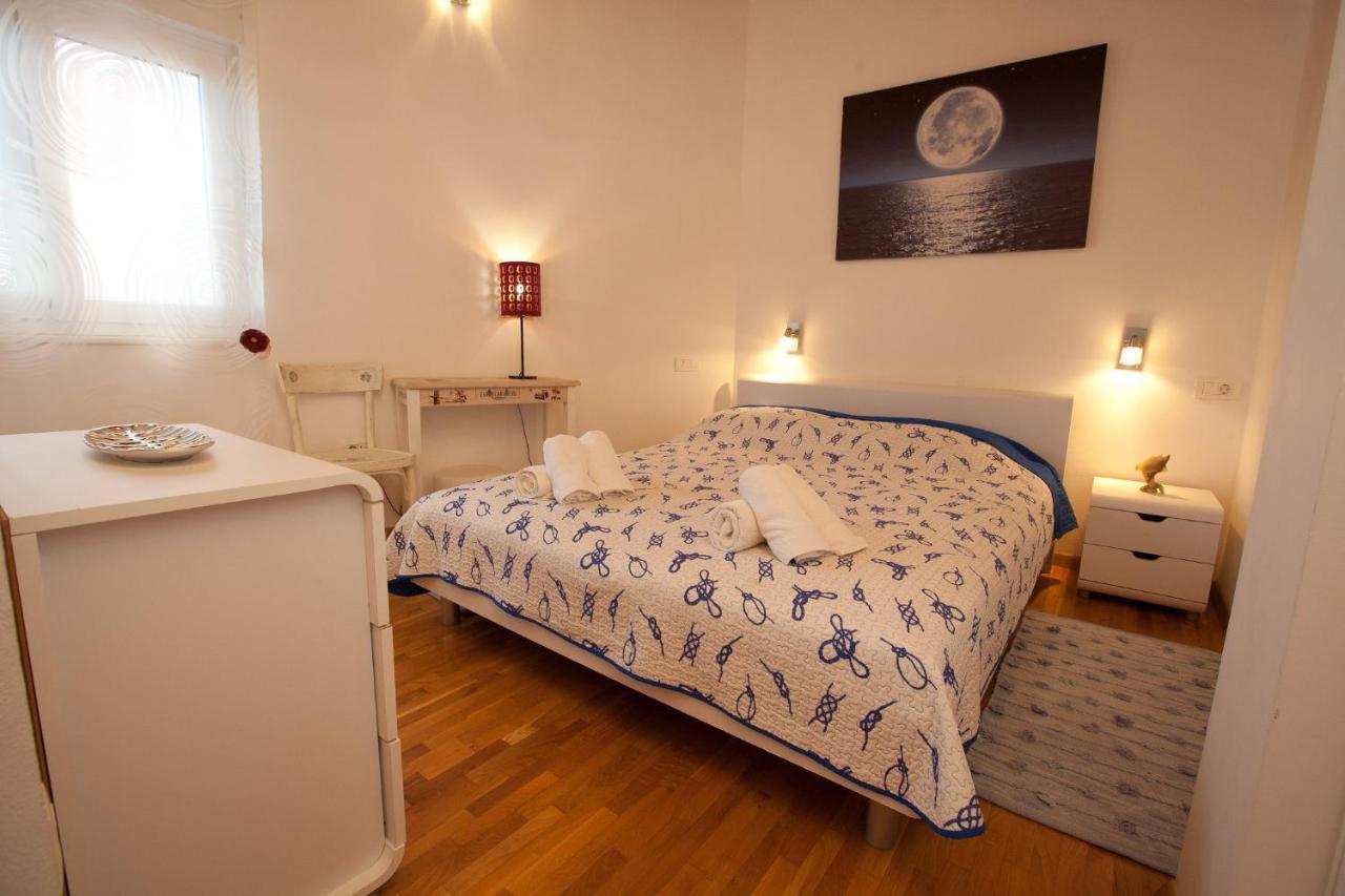 Apartments Guc Преко Экстерьер фото