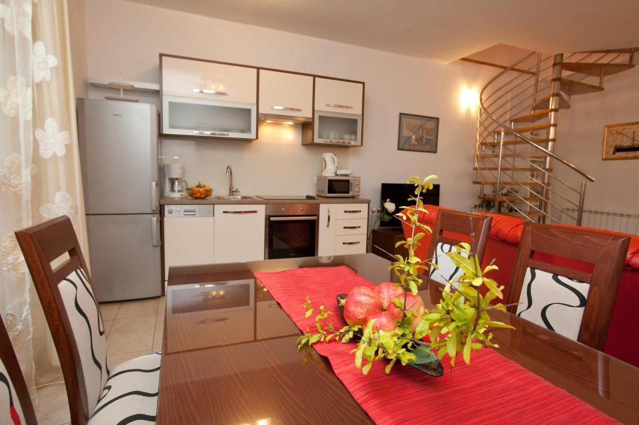 Apartments Guc Преко Экстерьер фото