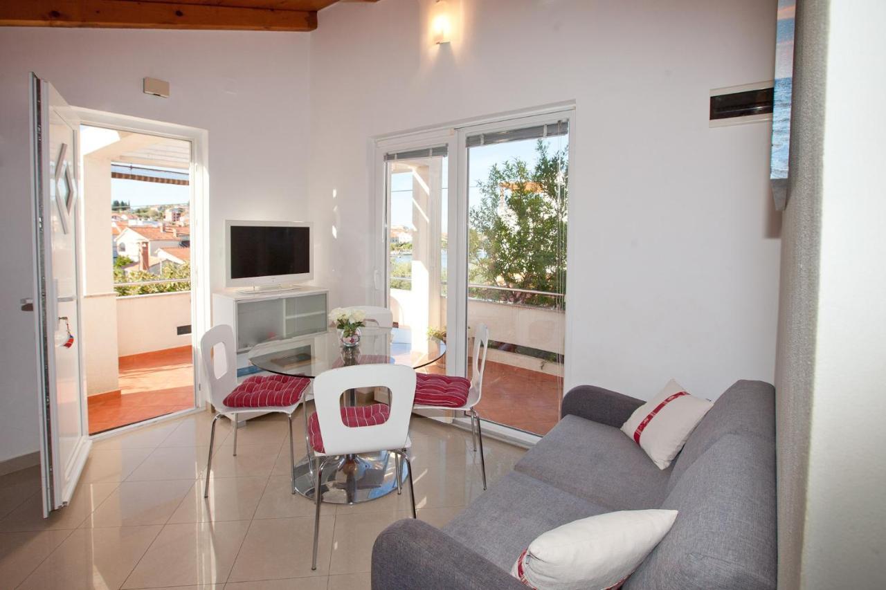 Apartments Guc Преко Экстерьер фото