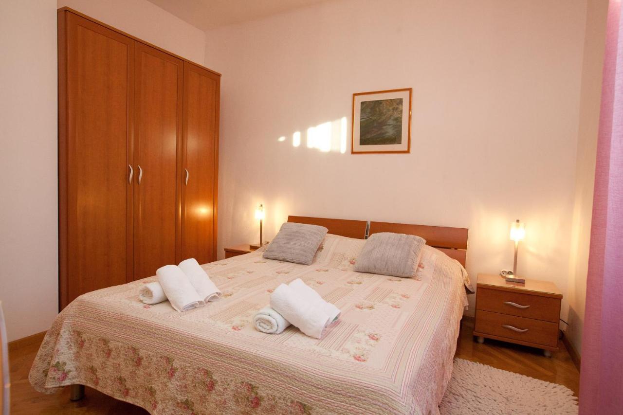 Apartments Guc Преко Экстерьер фото